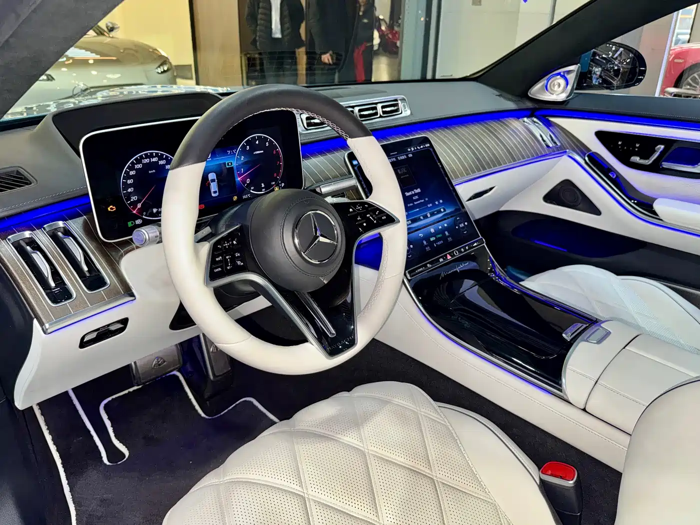 Mercedes-Benz Maybach S-Class 2022 S 680 4MATIC Craftsmanship Limited Launch Edition фото 5