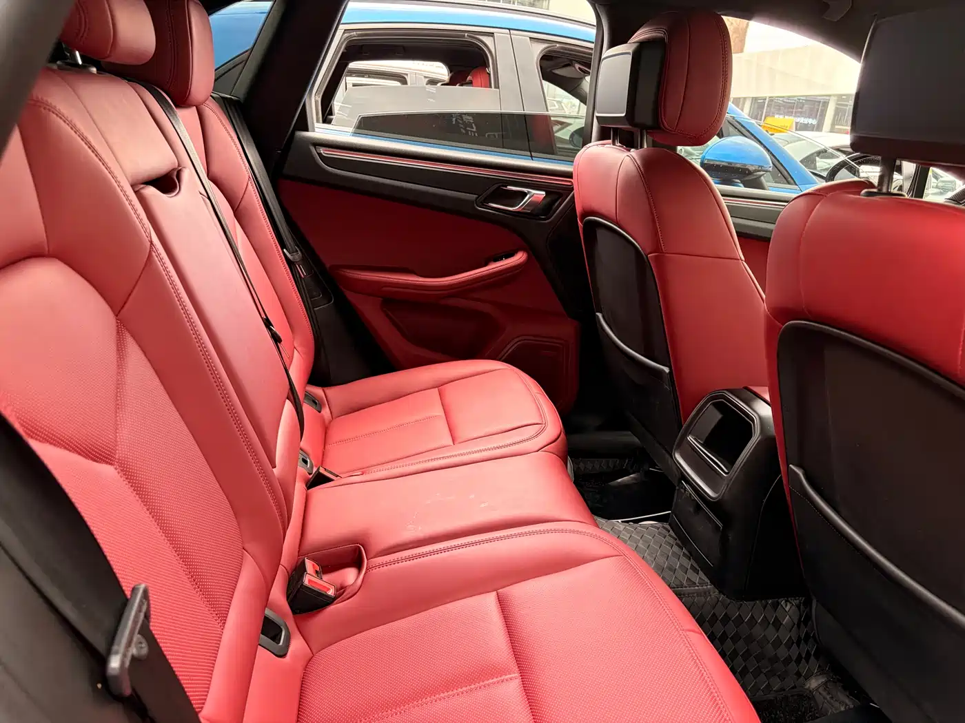Porsche Macan 2016 Macan 2.0T фото 6