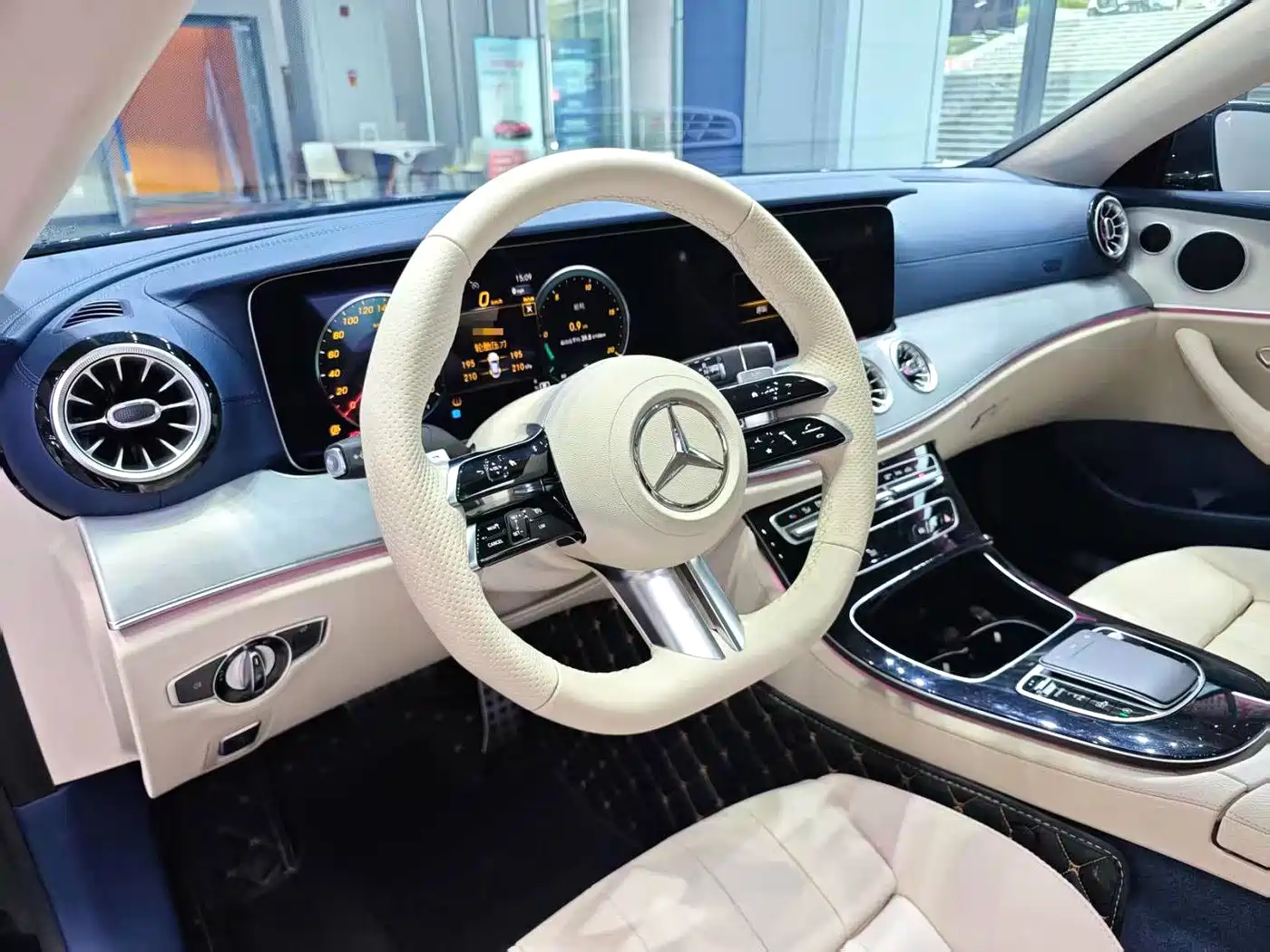 MERCEDES-BENZ E CLASS