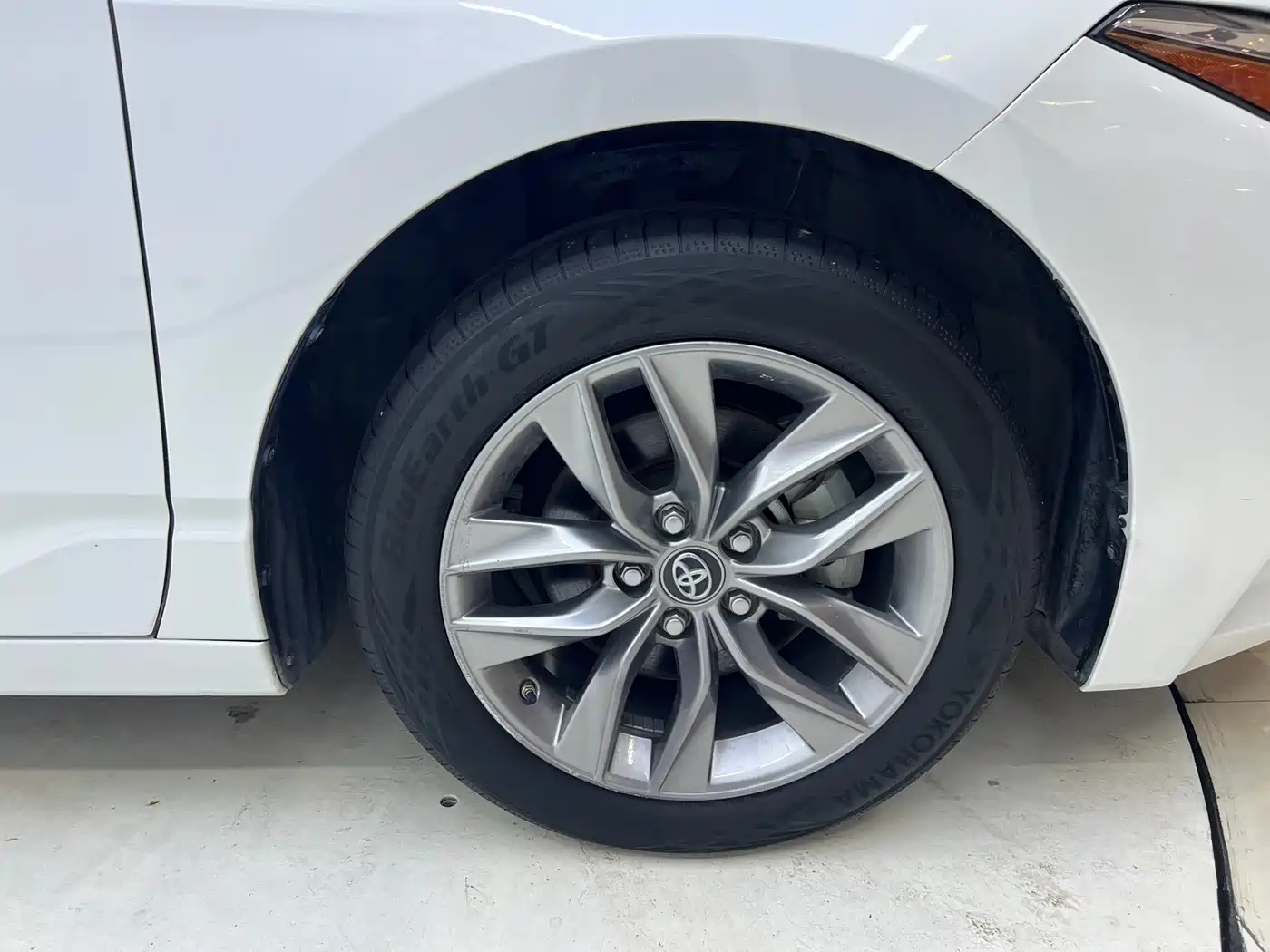Toyota Avalon 2019 2.0L Luxury Edition (China VI) фото 17