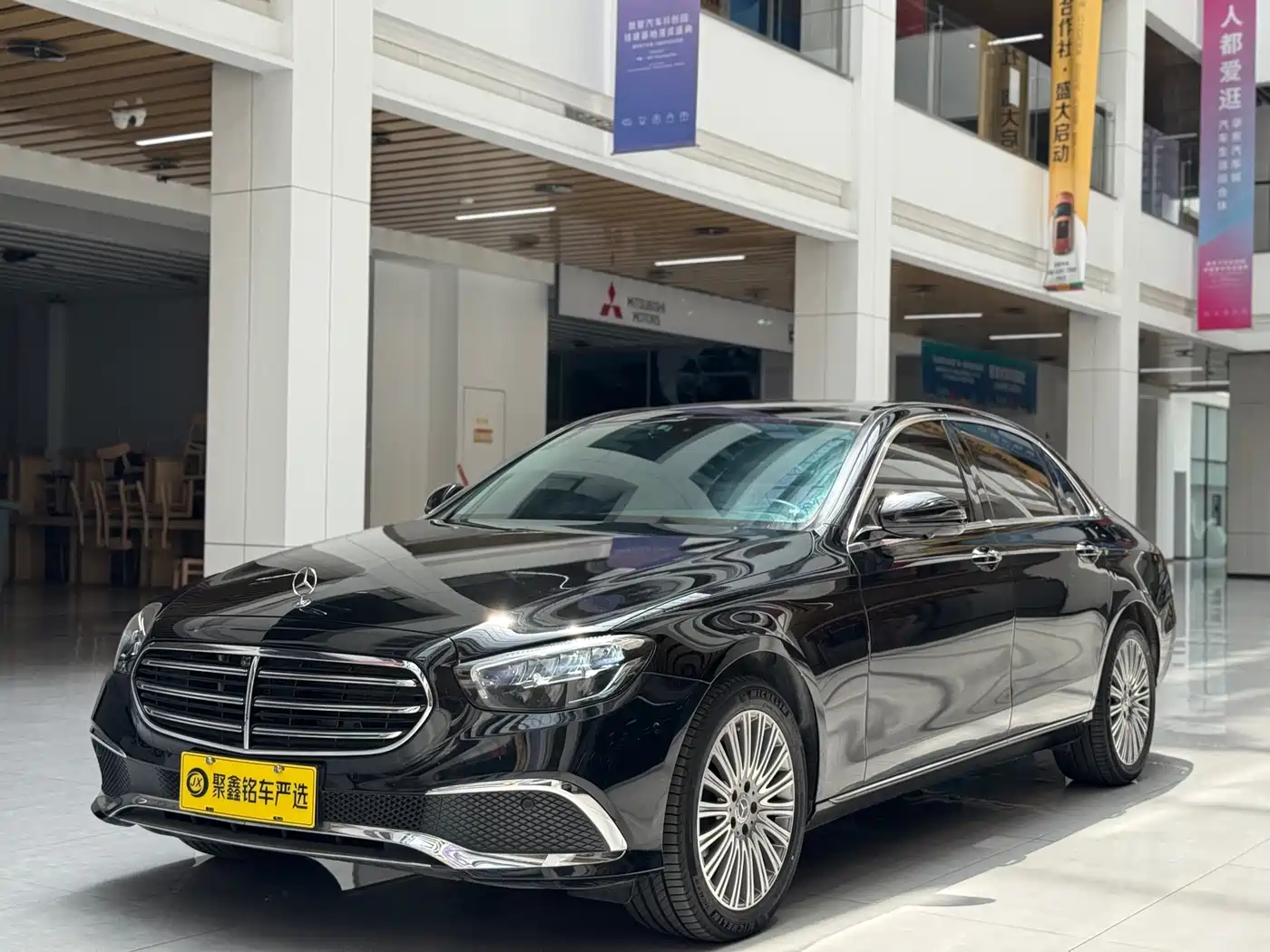 Mercedes-Benz E-Class 2023 E 300 L Fashion