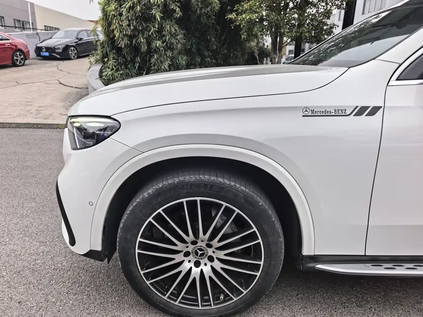 Mercedes-Benz GLC 2023 GLC 300 L 4MATIC Luxury 7-Seater фото 7