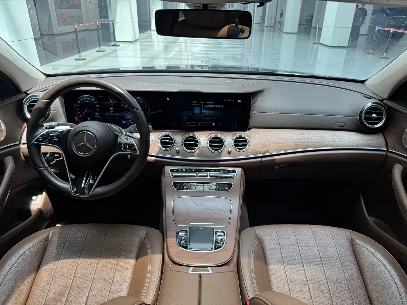 Mercedes-Benz E-Class 2023 E 300 L Fashion фото 13