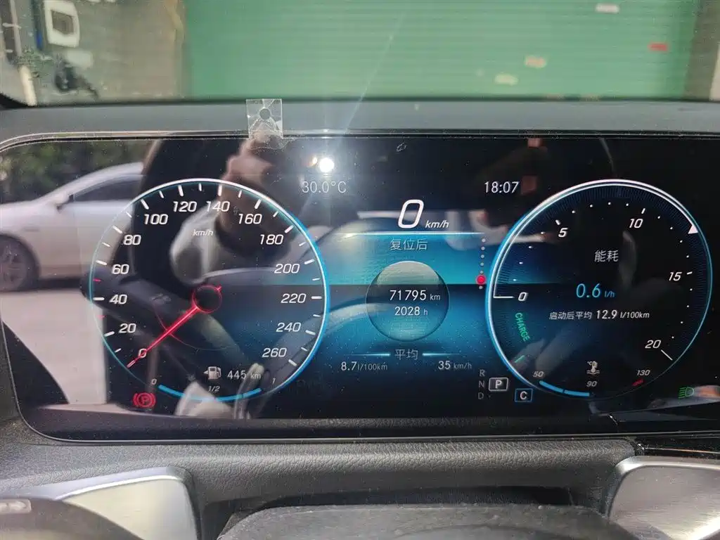 Mercedes-Benz GLB 2022 Facelift II GLB 200 Dynamic фото 4