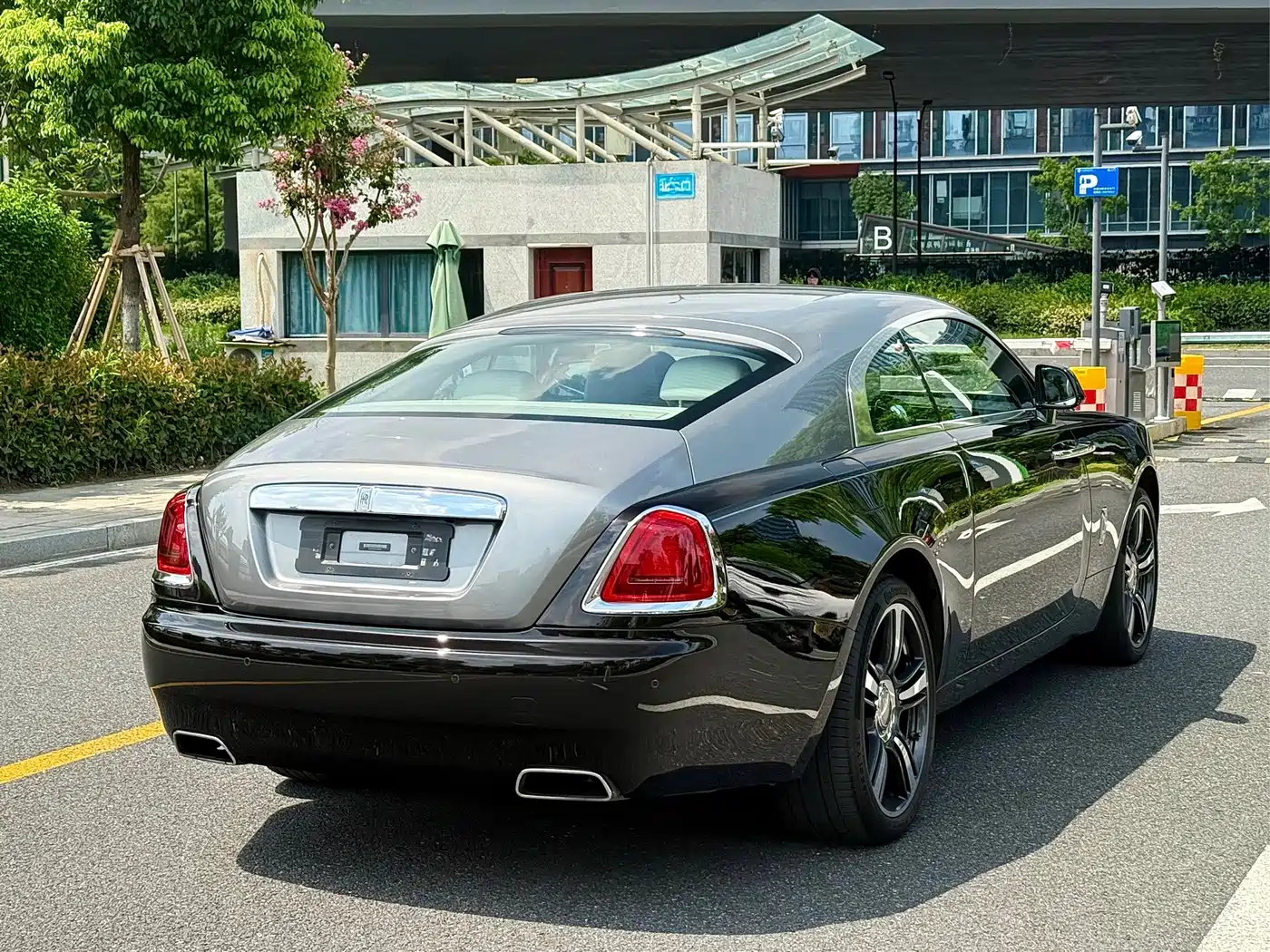 Rolls-Royce Wraith 2020 2018 6.6T Standard