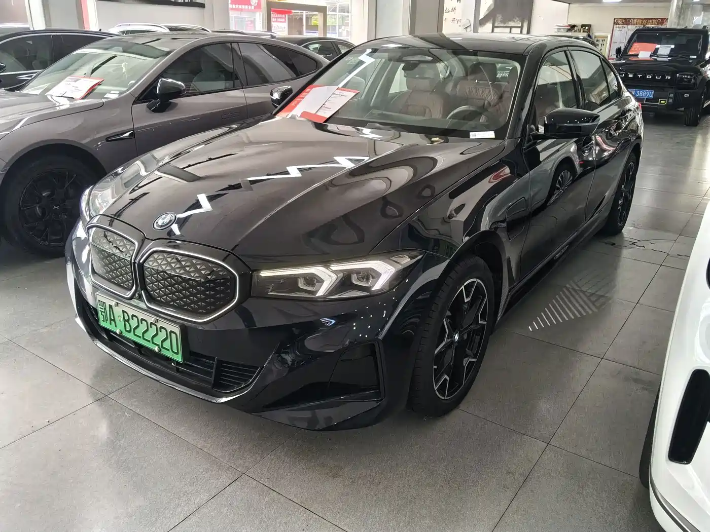 BMW BMW i3 2025 eDrive 40 L Shadow Night Package