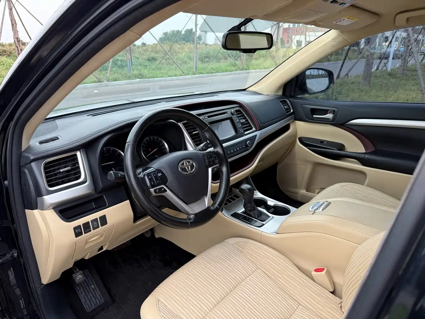 Фото 8 - Toyota Highlander