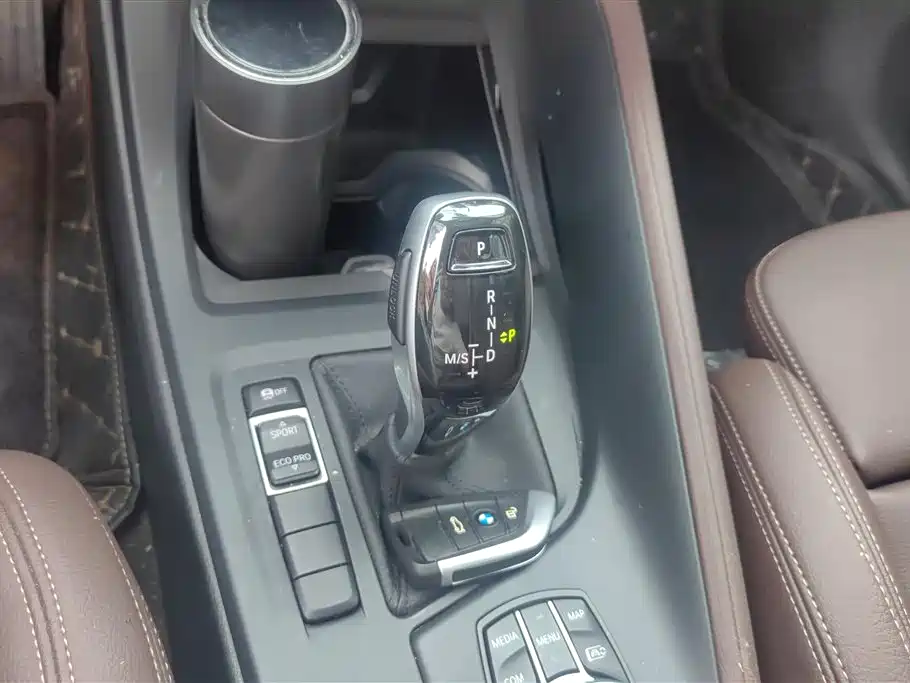 BMW X1 2021 sDrive20Li Fashion фото 16