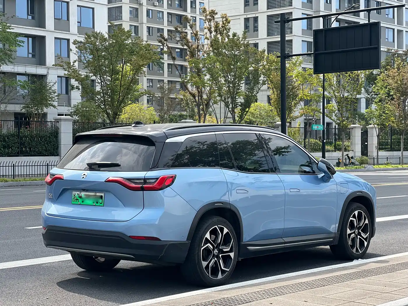 NIO ES8 2018 2018 Founder Edition