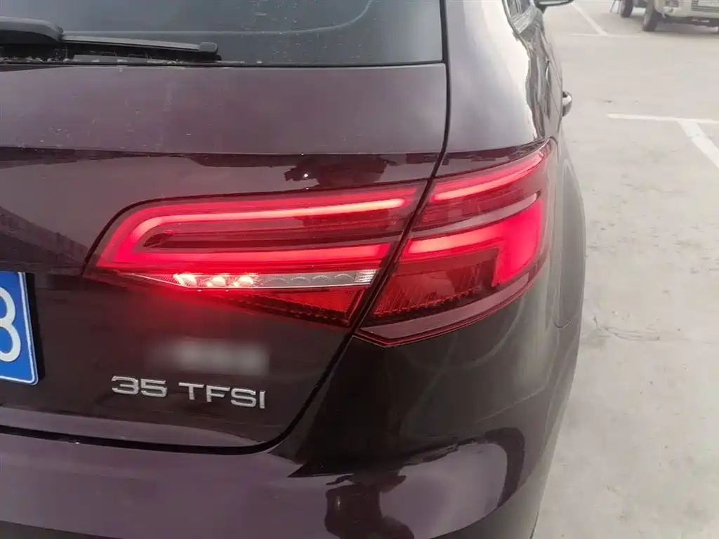 Audi A3 2018 30th Anniversary Sportback 35 TFSI Fashion фото 8