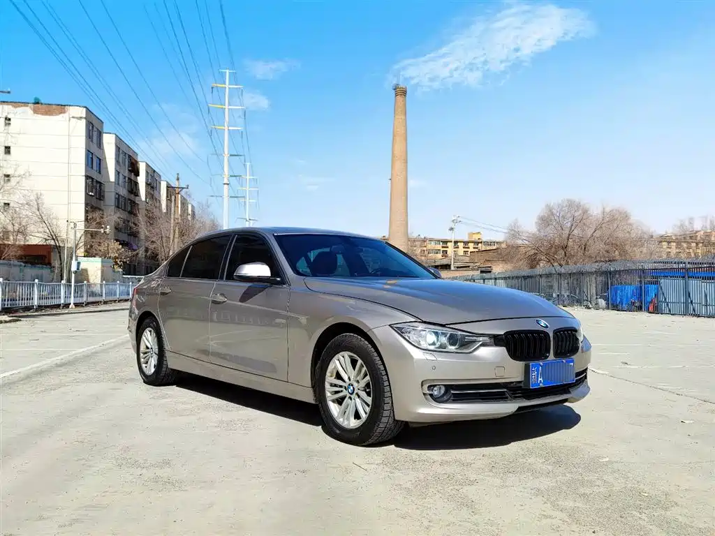 BMW 3 Series 2014 320Li Fashion фото 3