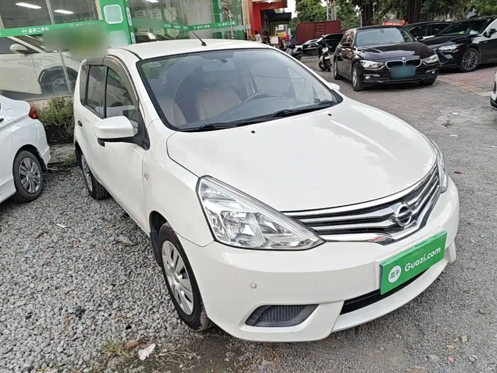 2018 Nissan Livina