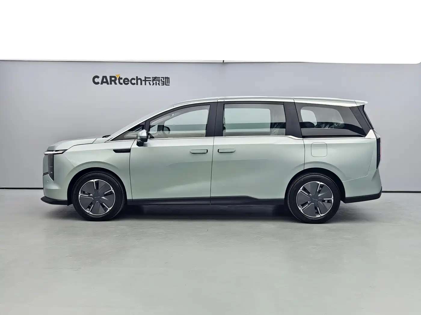SAIC Maxus Dajia 7 2024 Facelift Super Hybrid Long Range Enjoyment Edition фото 3