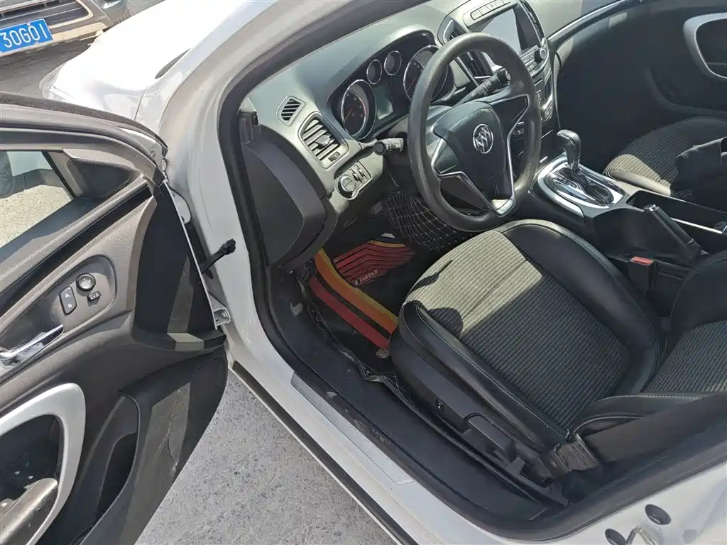 Buick Regal 2015 1.6T Leading Tech Edition фото 12