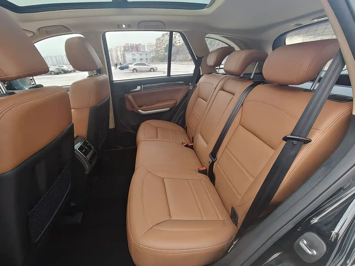 Haval H8 2015 2.0T FWD Comfort фото 15