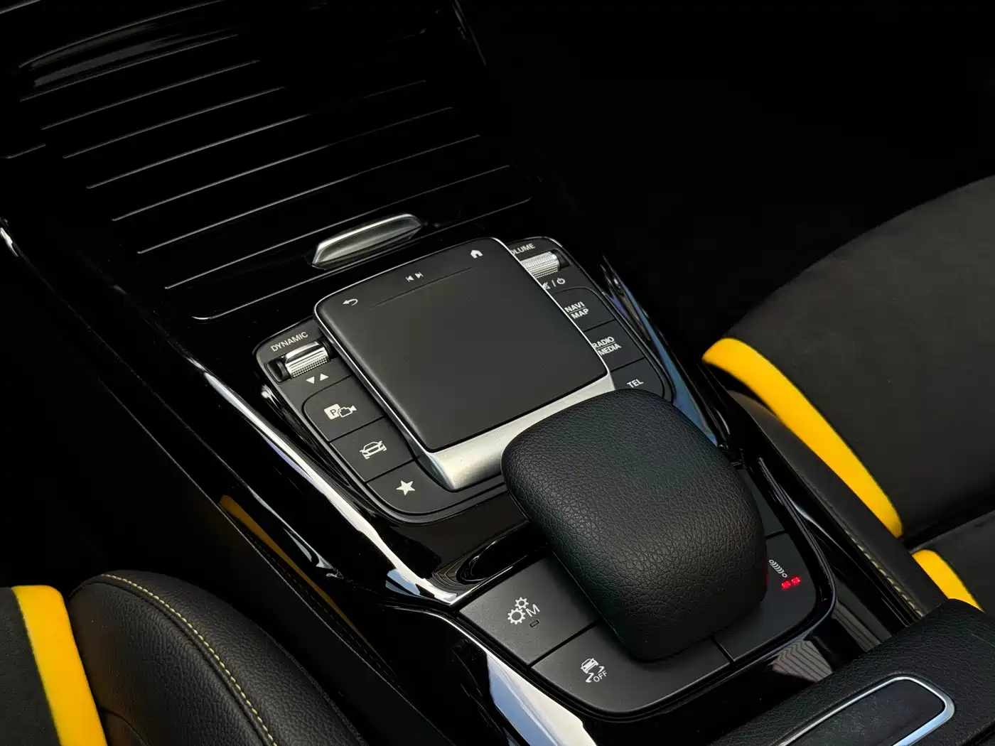 Mercedes-Benz CLA AMG 2022 AMG CLA 45 S 4MATIC+ фото 7