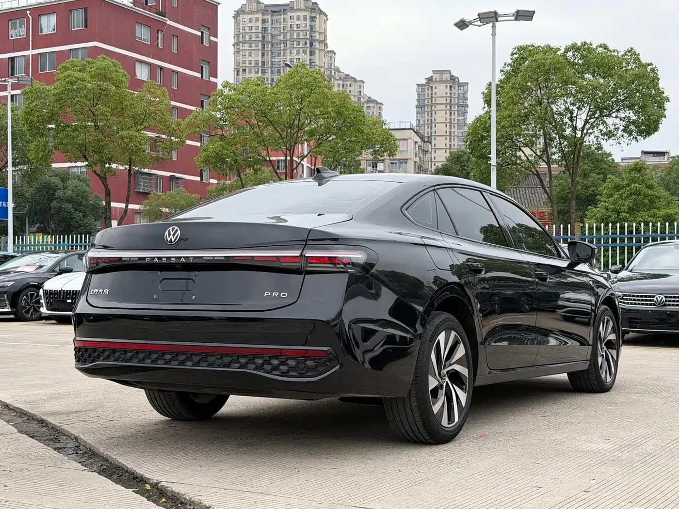 Фото 6 - Volkswagen Passat