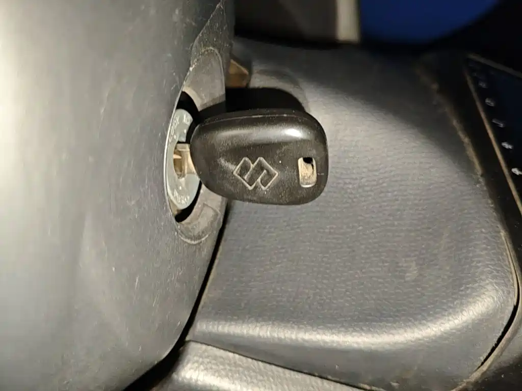 Фото 9 - Suzuki Swift