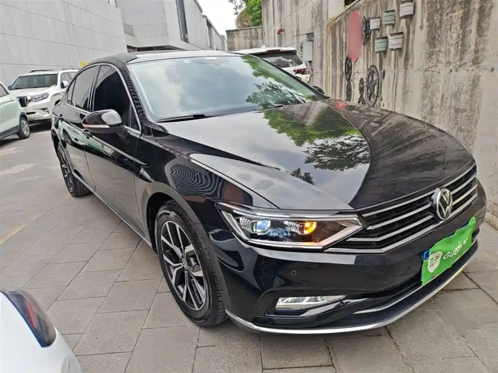 Volkswagen Magotan 2020 330TSI DSG Leading фото 4