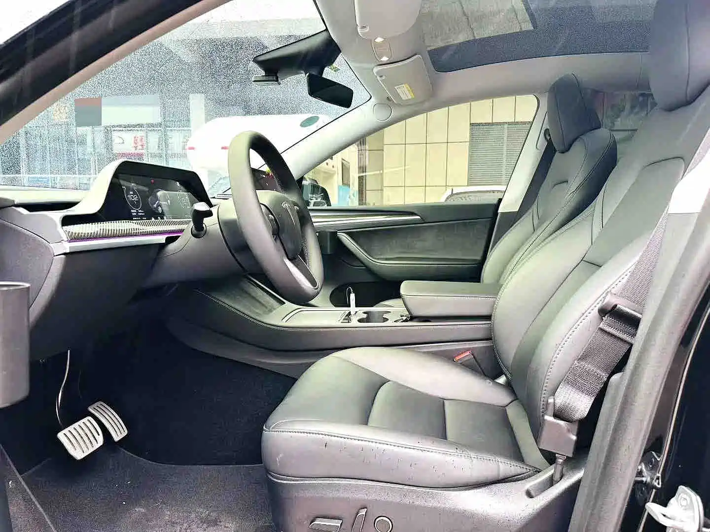 Photo 3 - Tesla Model Y