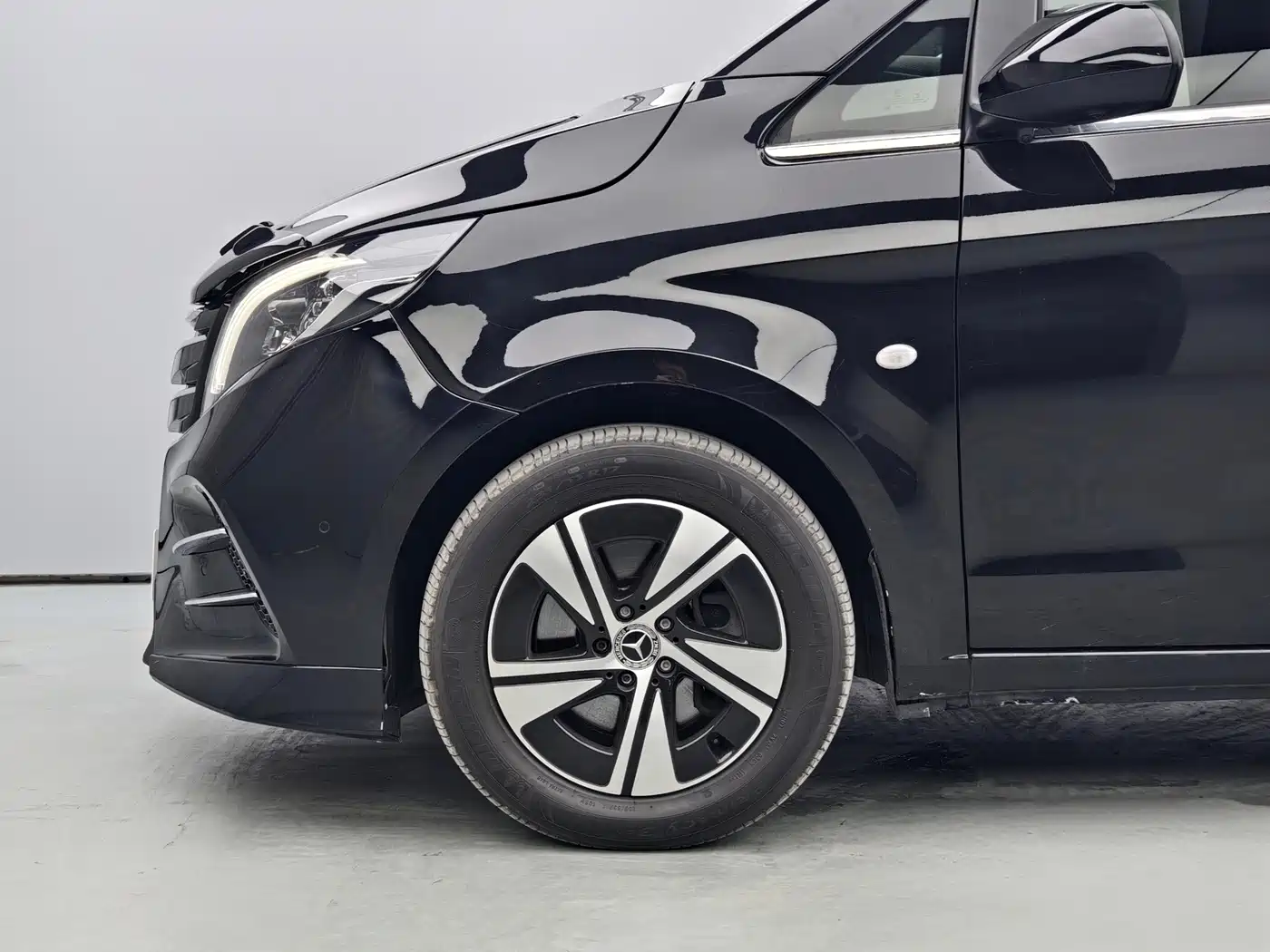 Mercedes-Benz Vito 2018 2.0T Business Edition China VI фото 6