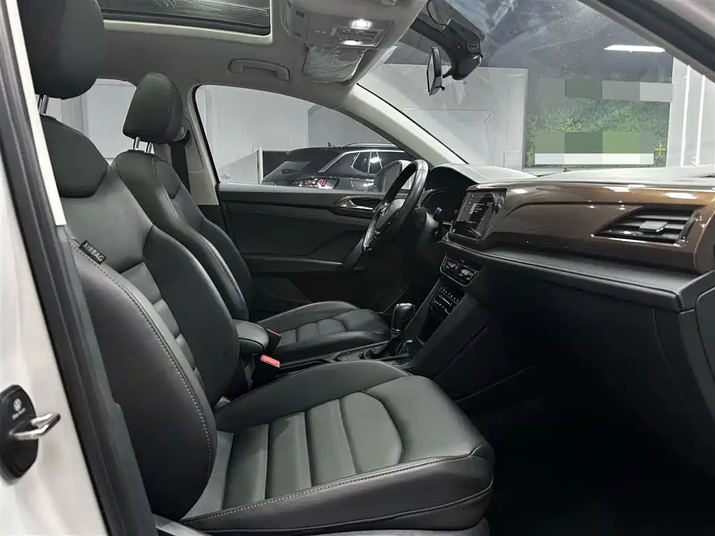 Volkswagen Tharu 2022 280TSI 2WD Comfort фото 12