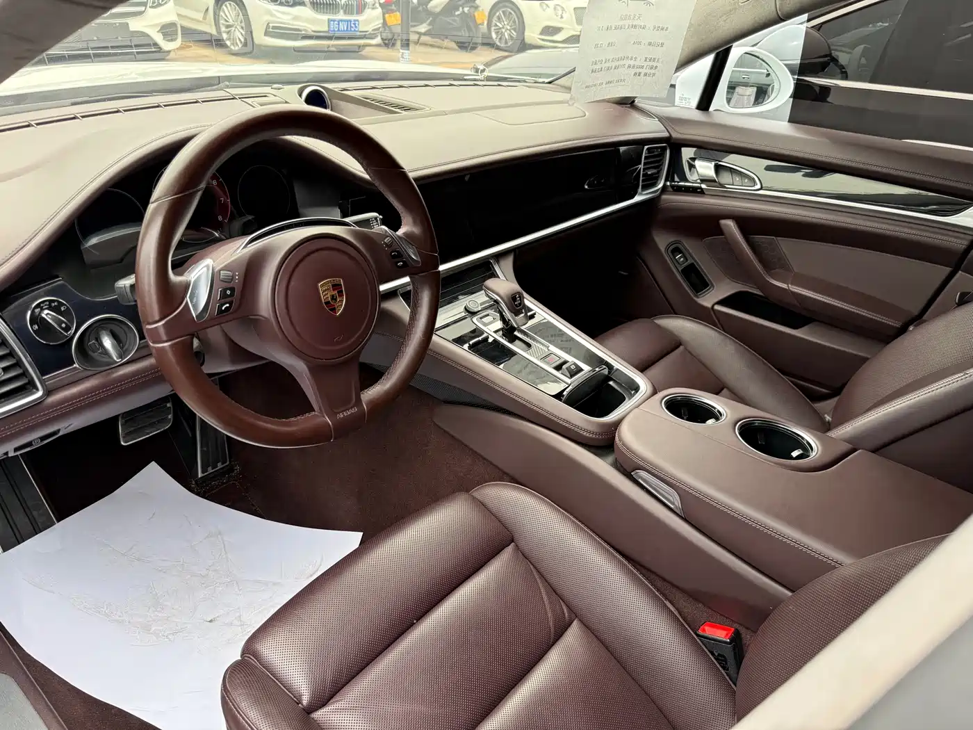 Porsche Panamera 2016 Panamera 4 Edition 3.0T фото 5