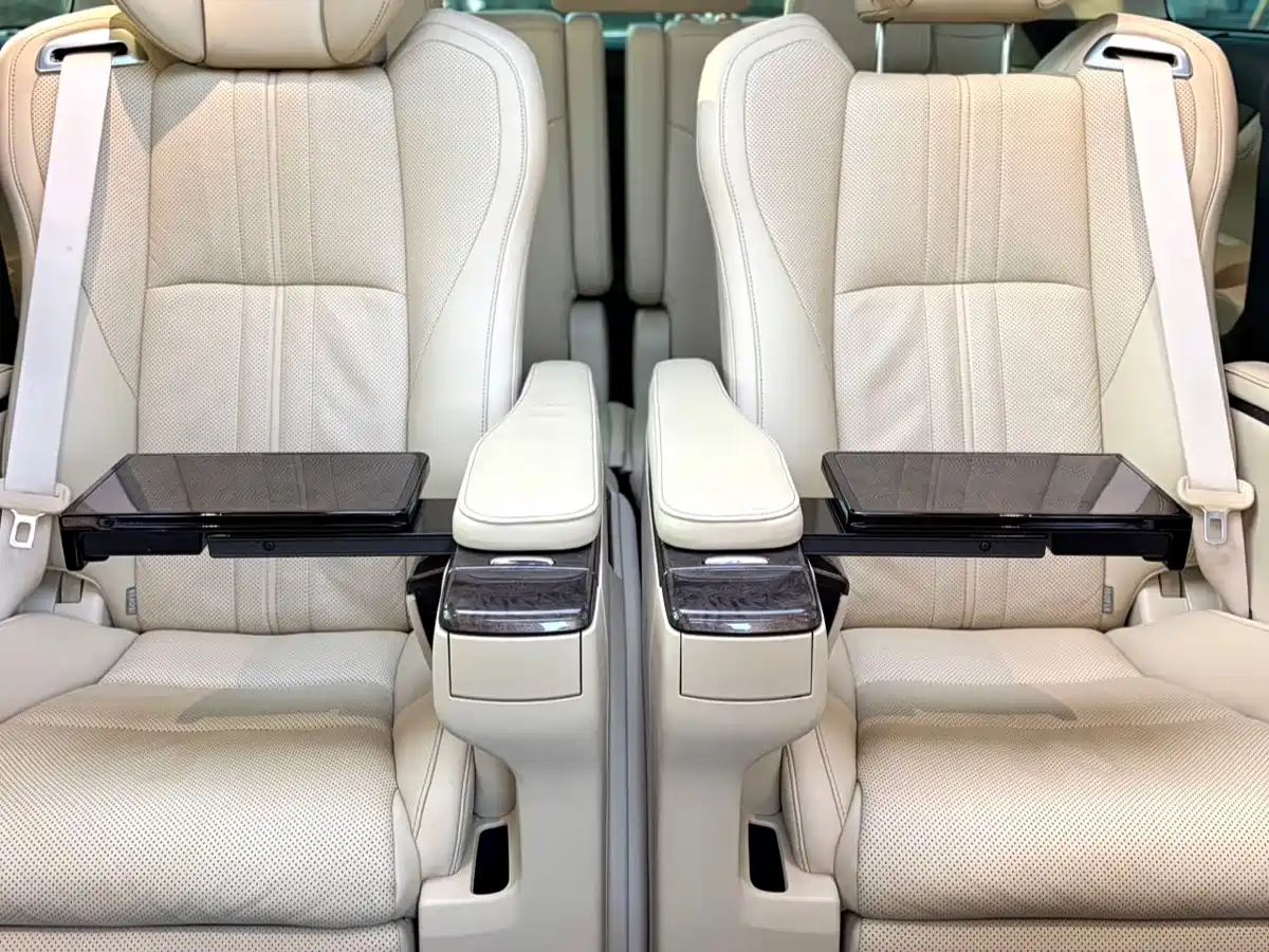 Toyota Vellfire 2021 Crown Hybrid 2.5L HV Supreme Edition фото 22