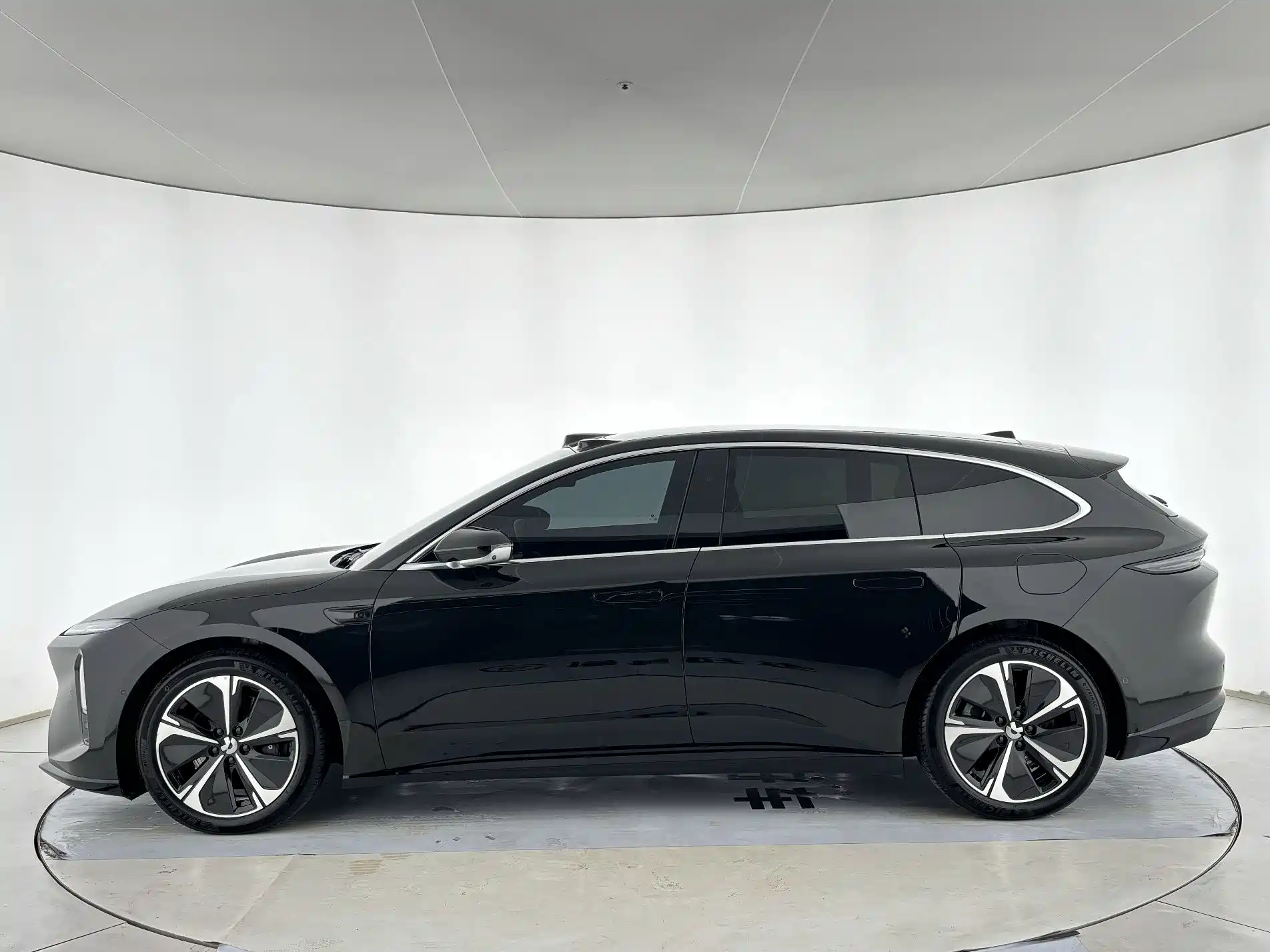 Фото 8 - NIO ET5T