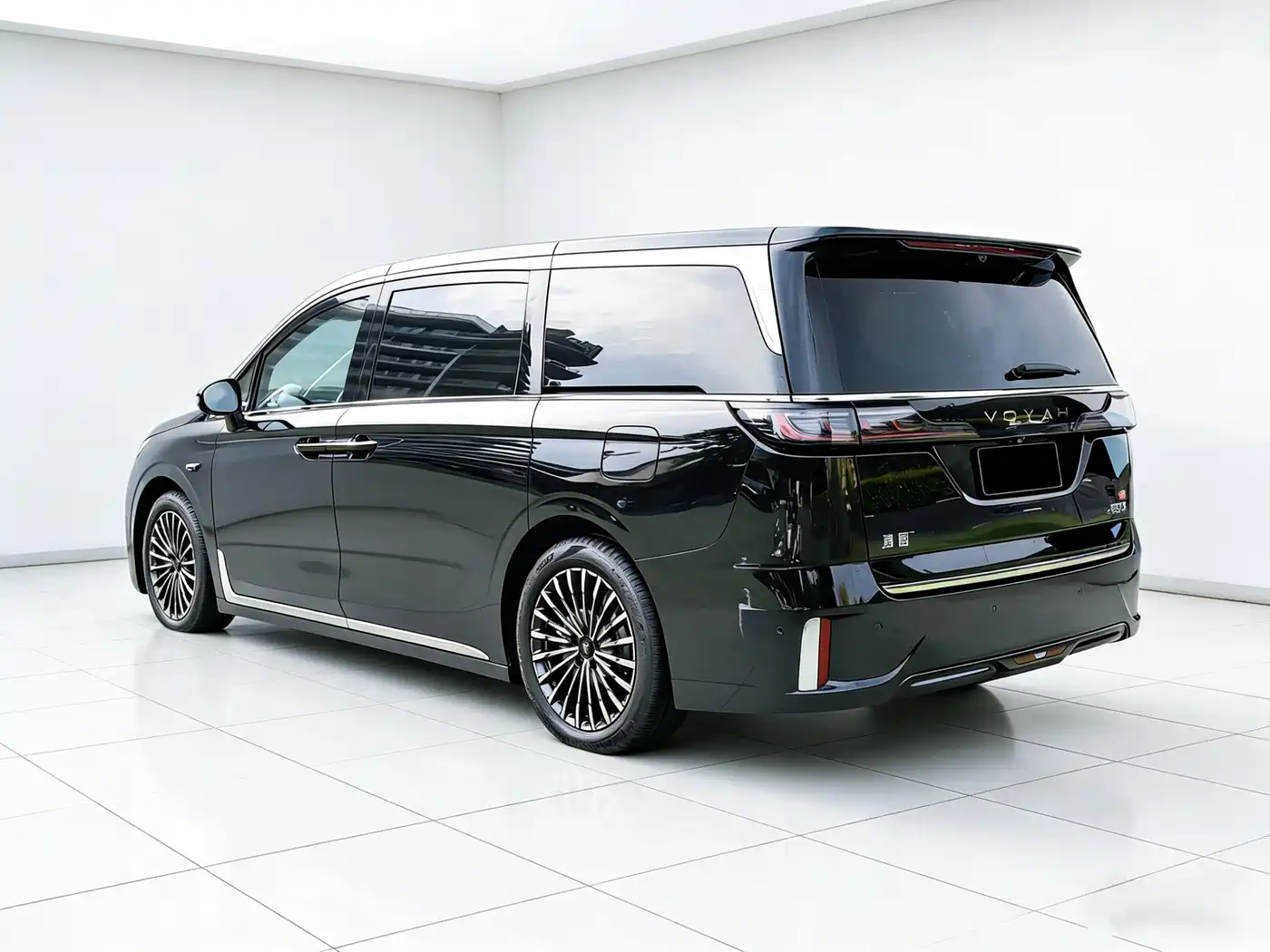 Voyah Auto Voyah Dreamer 2025 Model PHEV Basic Version фото 5