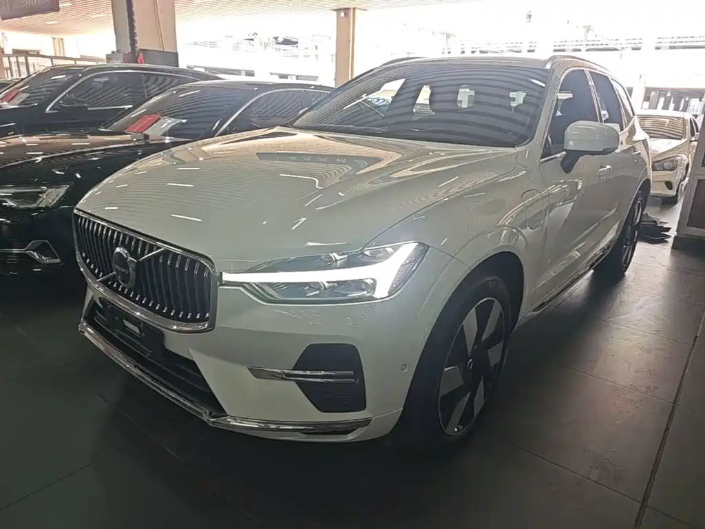 Volvo XC60 Plug-in Hybrid 2024 T8 PHEV Long Range AWD Smart Elite Luxury Edition