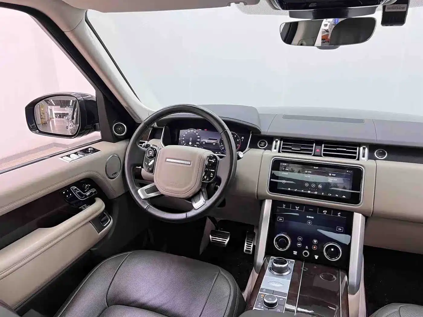 Land Rover Range Rover 2022 2022 3.0 L6 360PS Heritage Edition