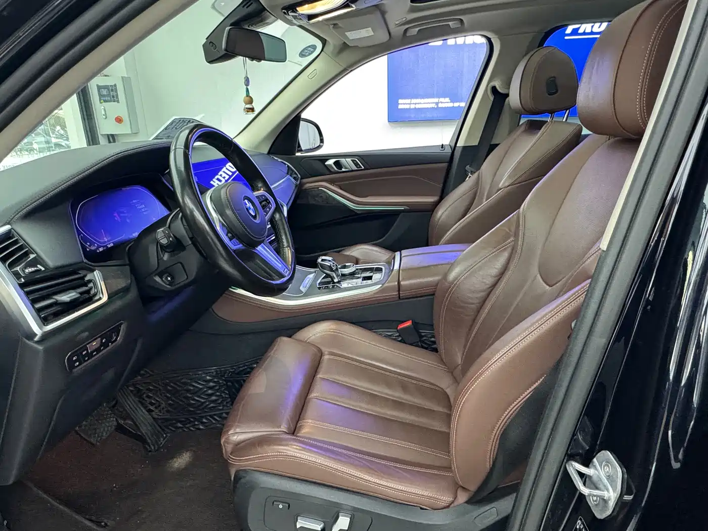 BMW X5 (Import) 2020 xDrive40i M Sport Package фото 8