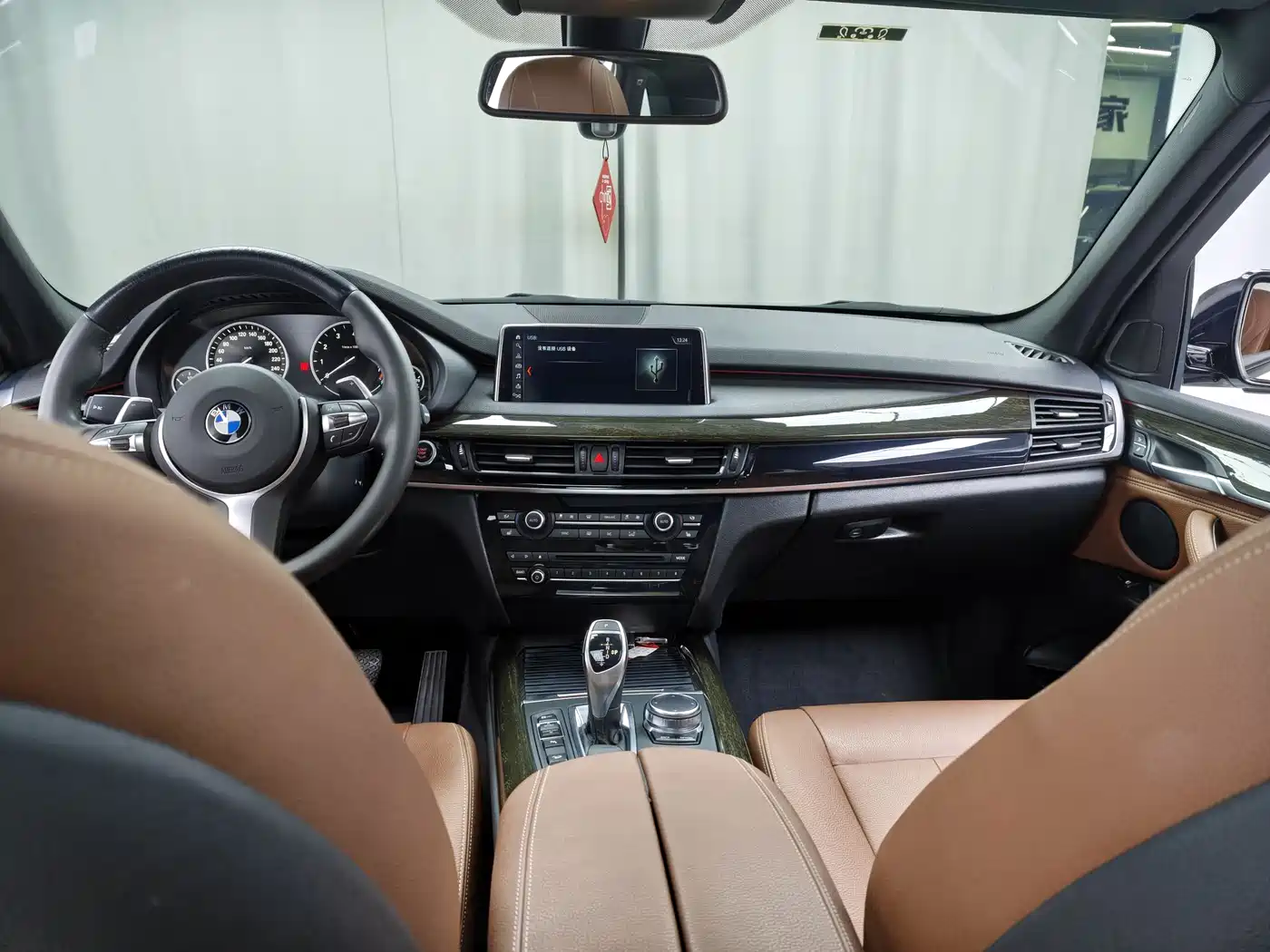 BMW X5 (Import) 2018 xDrive35i M Sport Model фото 10