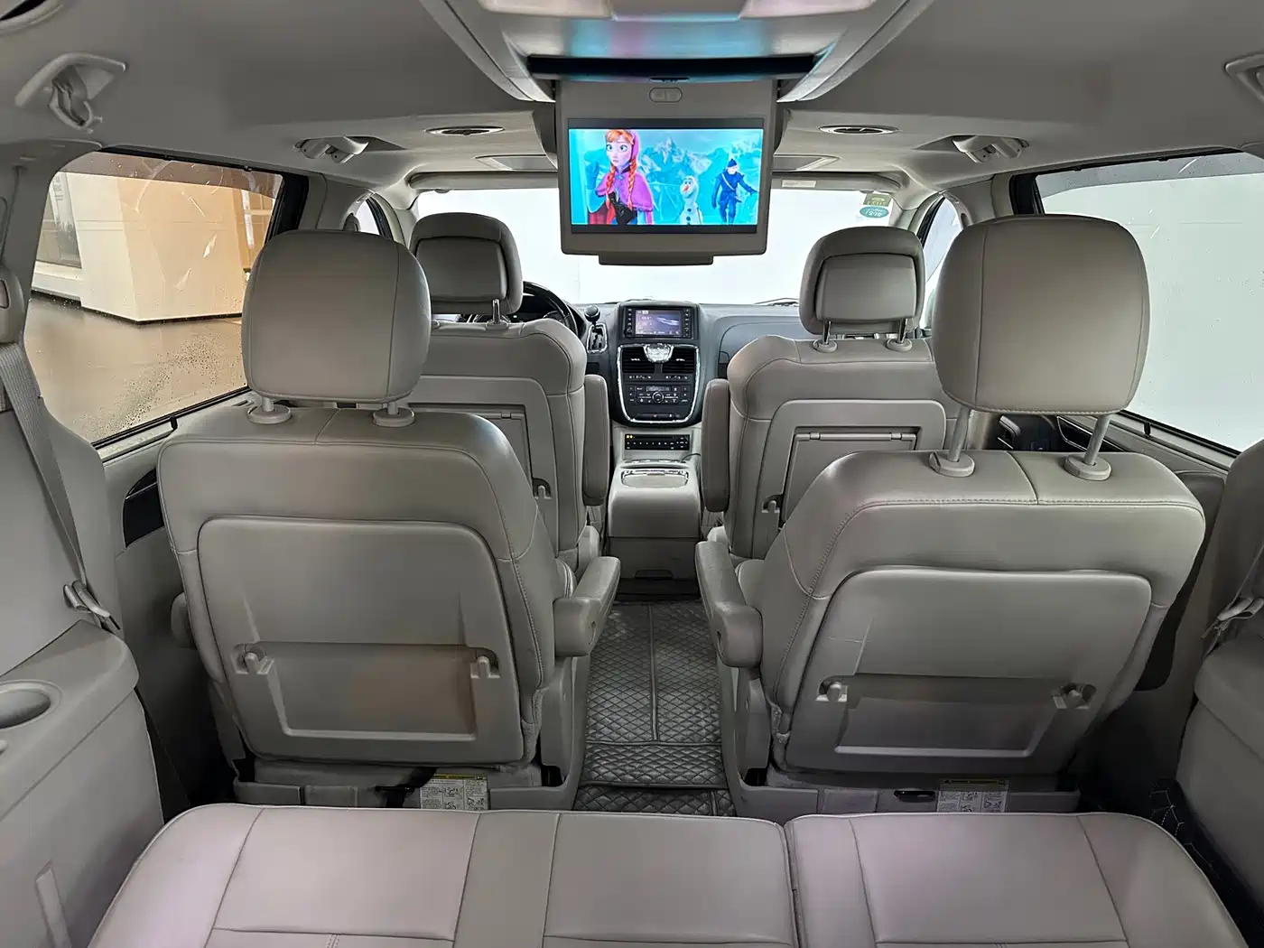 Chrysler Grand Voyager (Import) 2014 2013 3.6L Luxury Edition