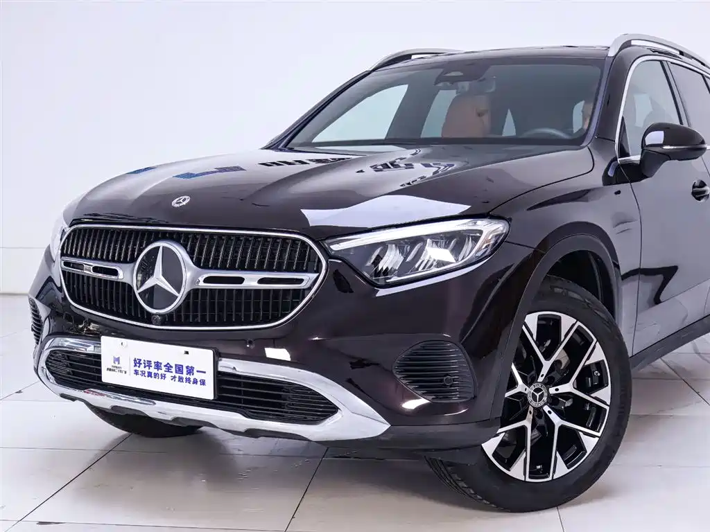 Mercedes-Benz GLC 2023 GLC 260 L 4MATIC Sport 5-seater фото 3