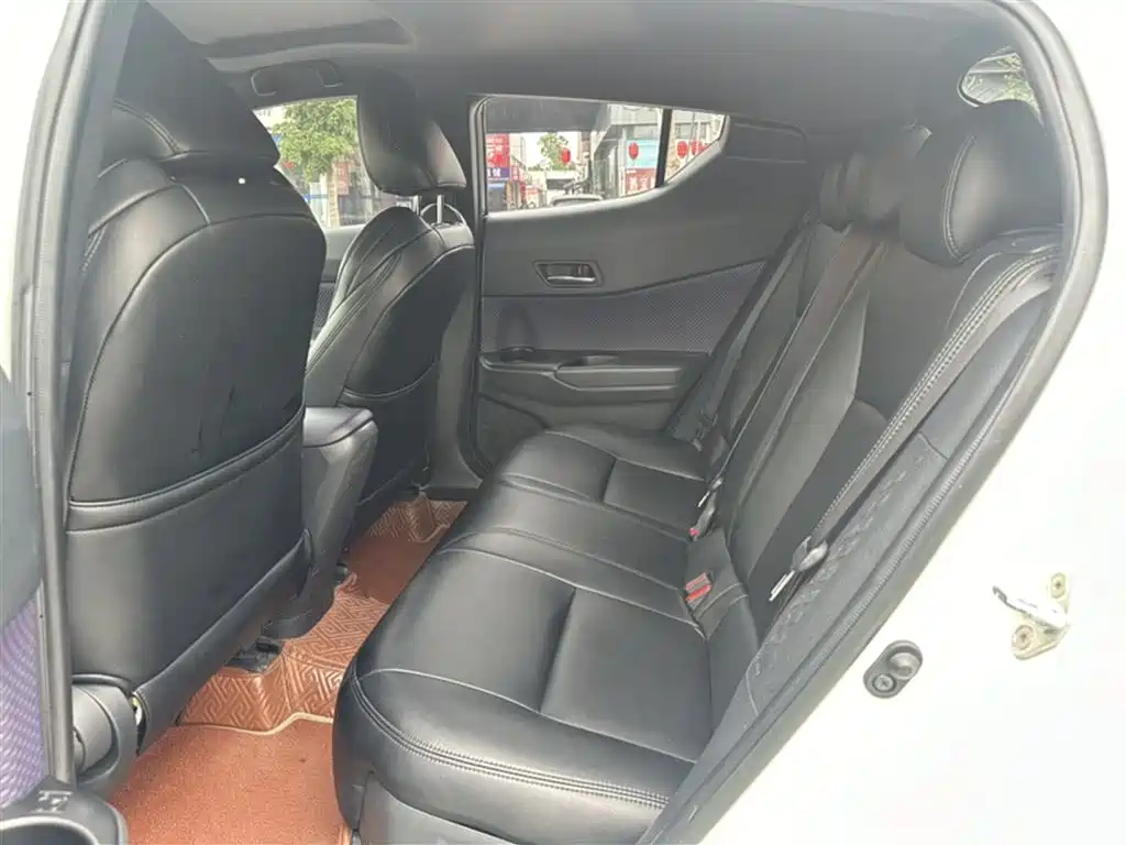 Toyota IZOA 2020 2.0L Yi Xiang Edition фото 10