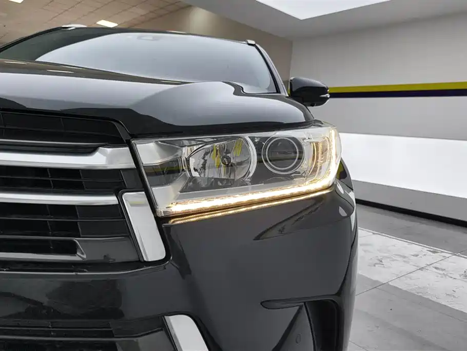 Toyota Highlander 2018 2.0T 4WD Premium 7-seater (China V) фото 5