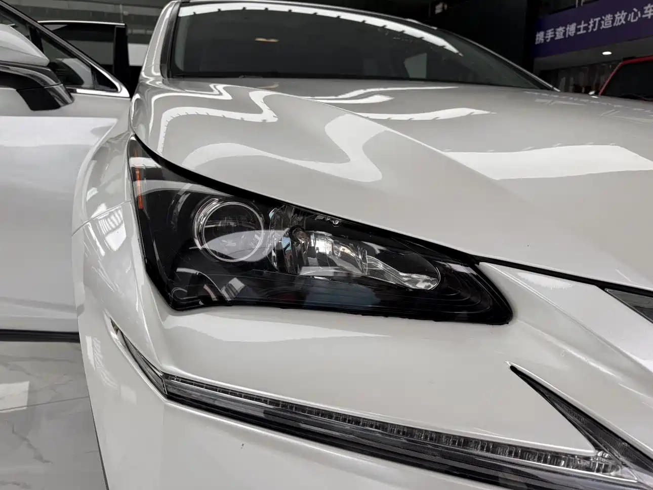 Lexus NX 2015 200t AWD F Sport фото 21