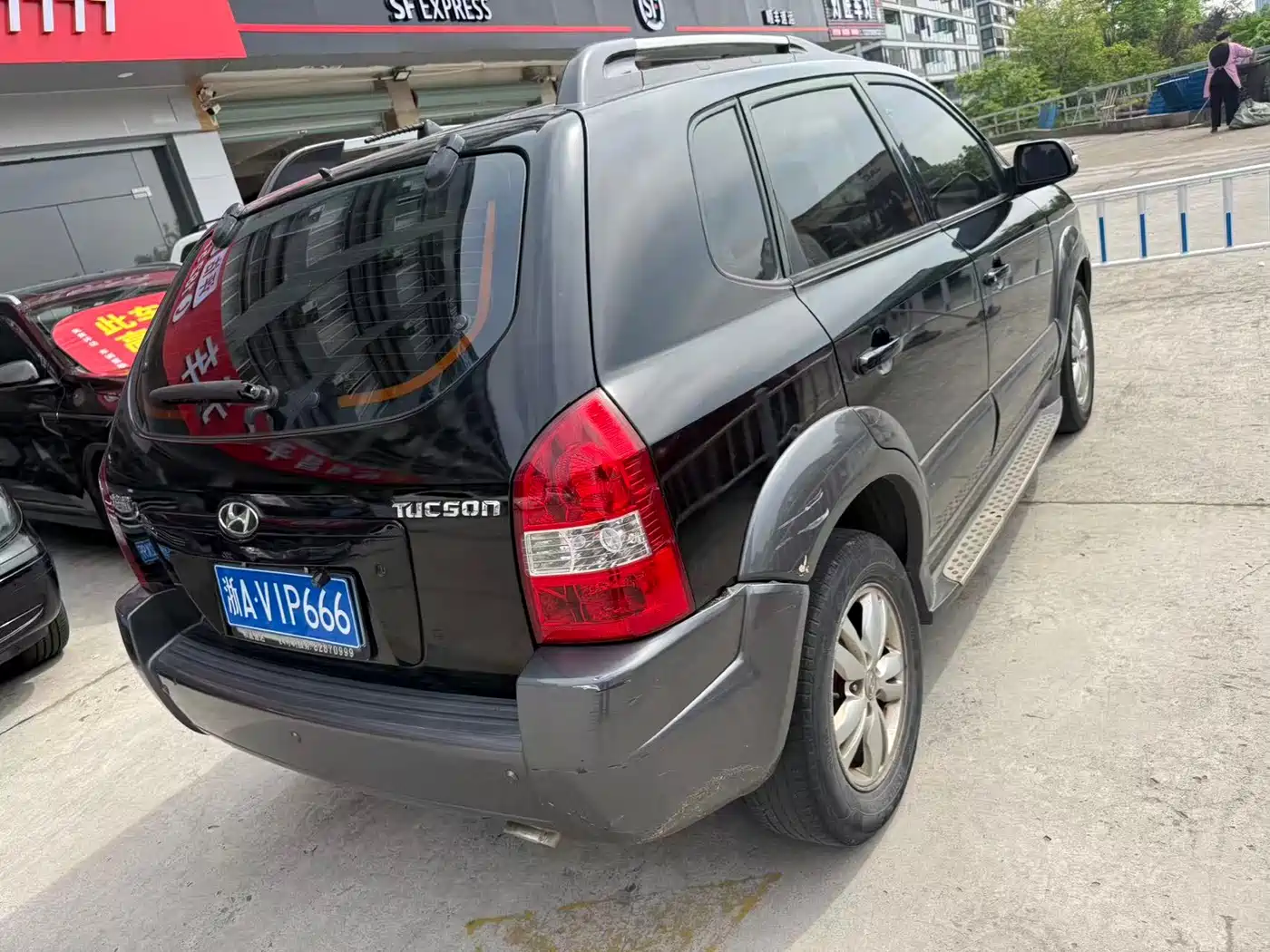 Hyundai Tucson 2009 2.0L Automatic 2WD Sunroof фото 6