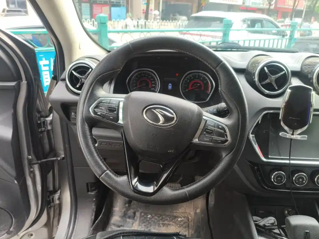 Soueast DX3 2018 2018 1.5T CVT Premium