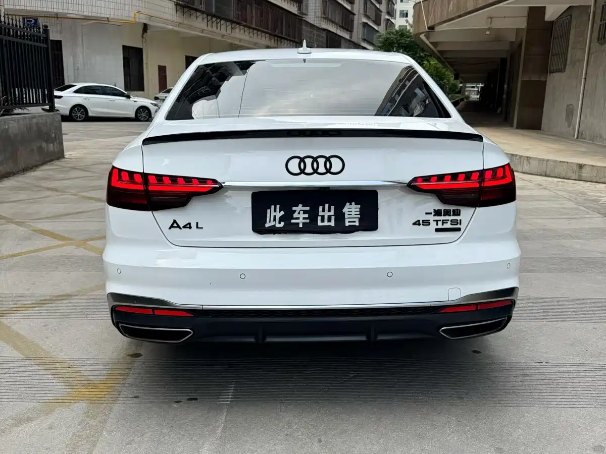 Audi A4L 2022 40 TFSI Luxury Dynamic фото 8