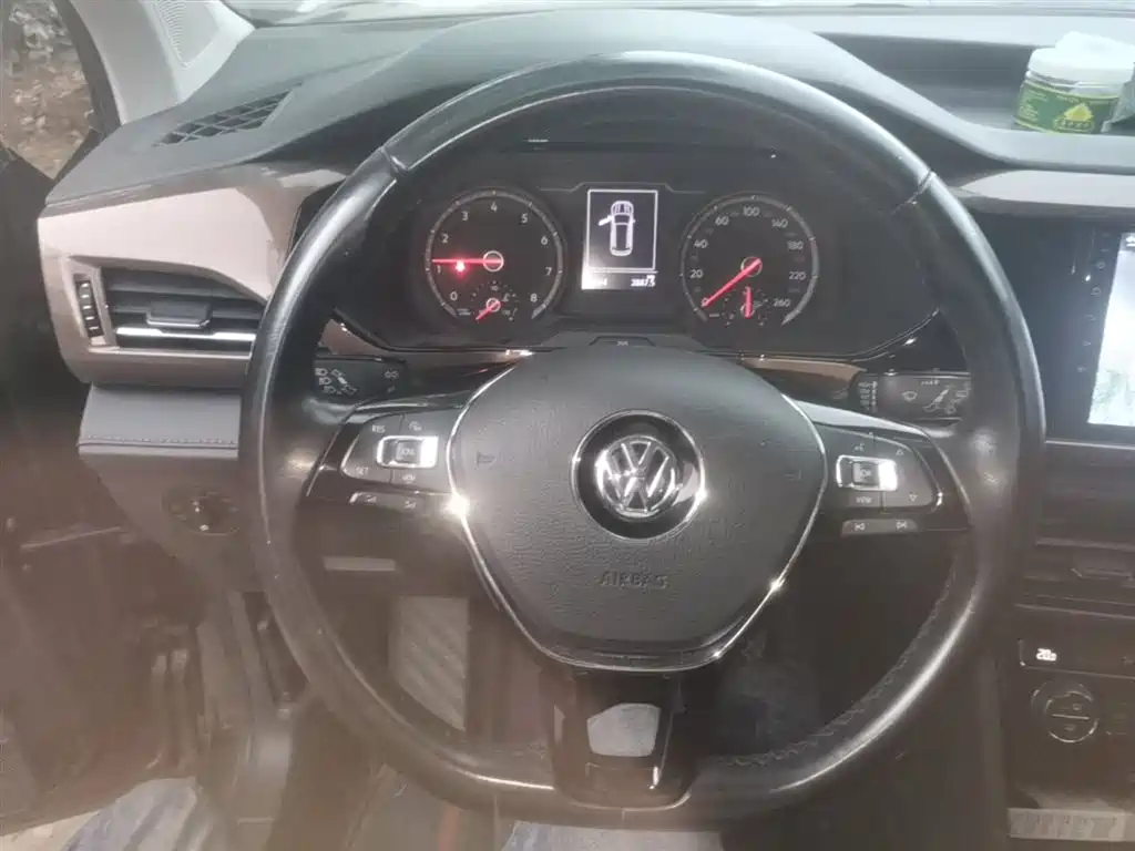 Volkswagen Tharu 2020 280TSI 2WD Comfort Edition China VI фото 11