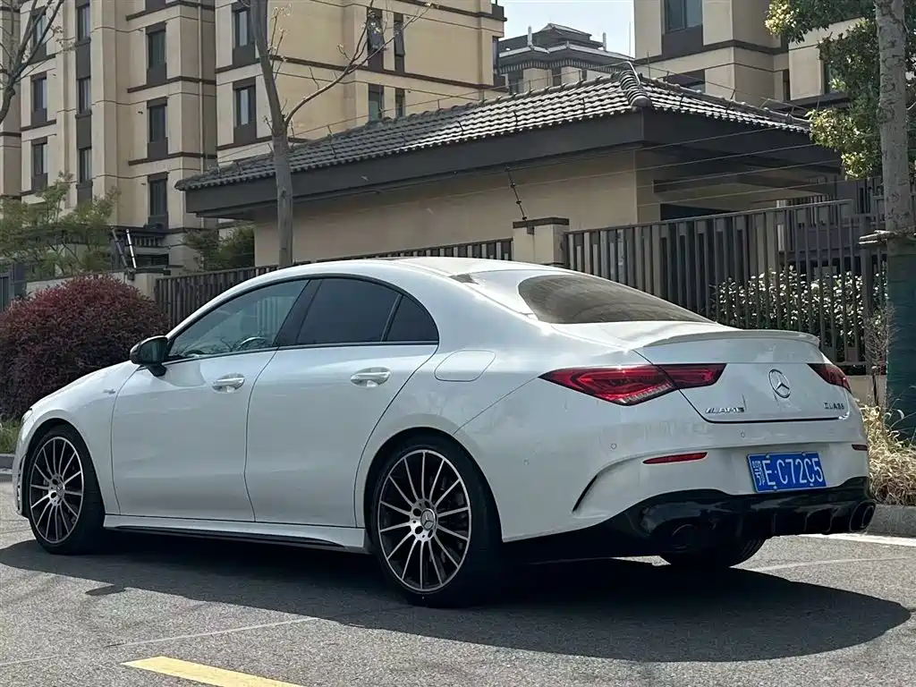 Mercedes-Benz CLA AMG 2020 AMG CLA 35 4MATIC фото 6