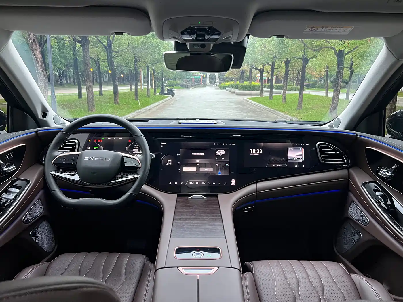 Exeed Landmark 2023 400T AWD Star Premium 6-Seater фото 8
