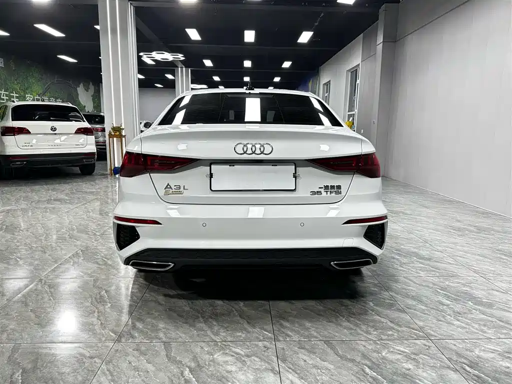 Audi A3 2021 A3L Limousine 35 TFSI Fashion Sport фото 5