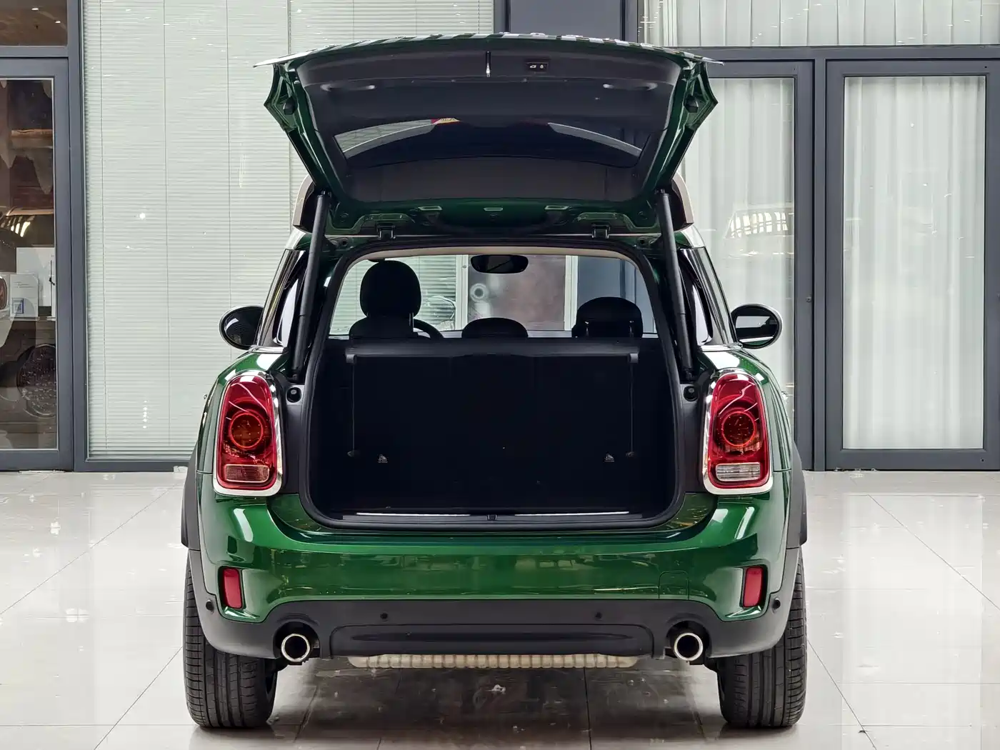 MINI COUNTRYMAN 2020 2.0T COOPER S ALL4 Polar Edition фото 14
