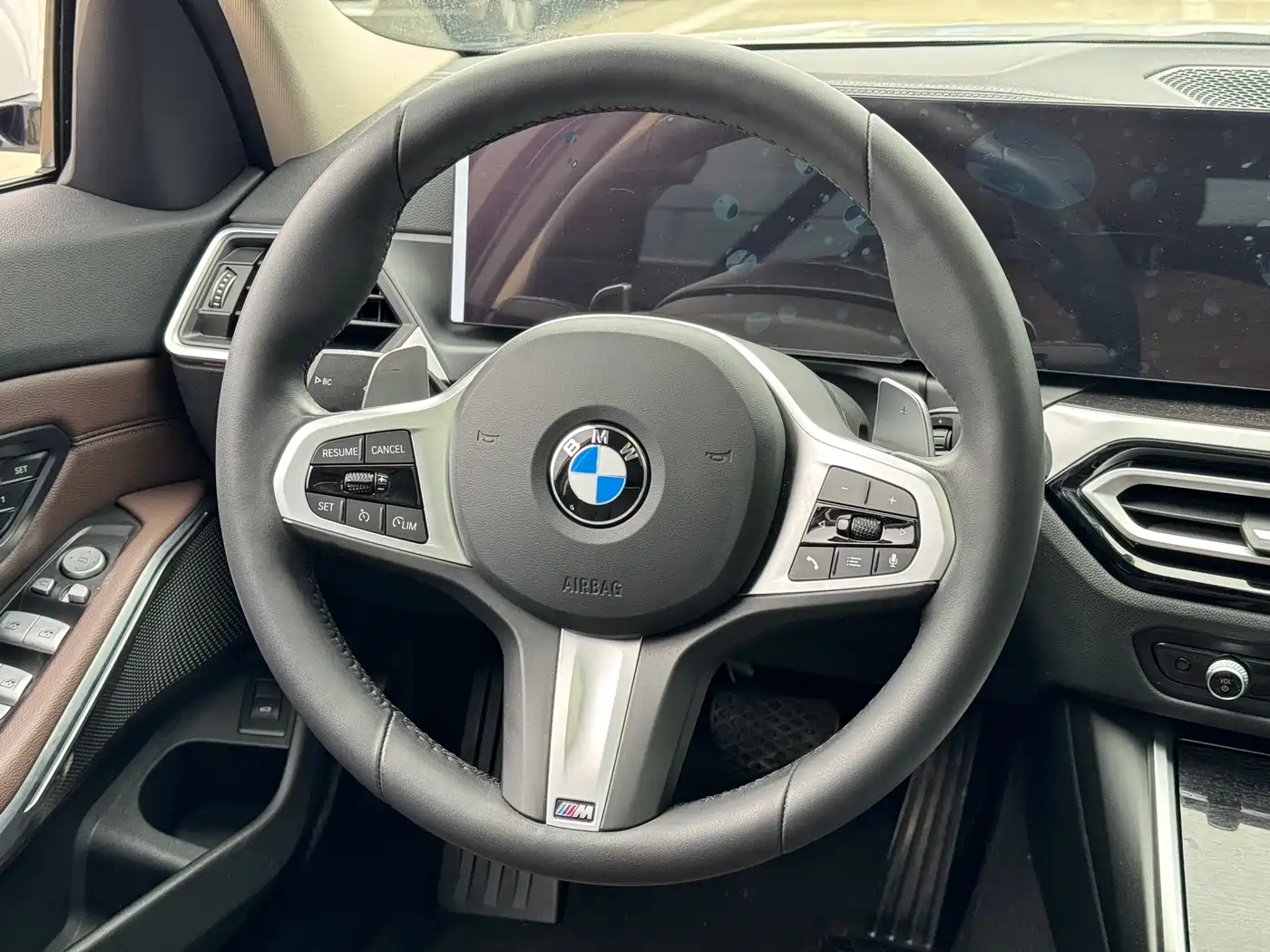 BMW 3 Series 2023 325Li M Sport Package фото 9