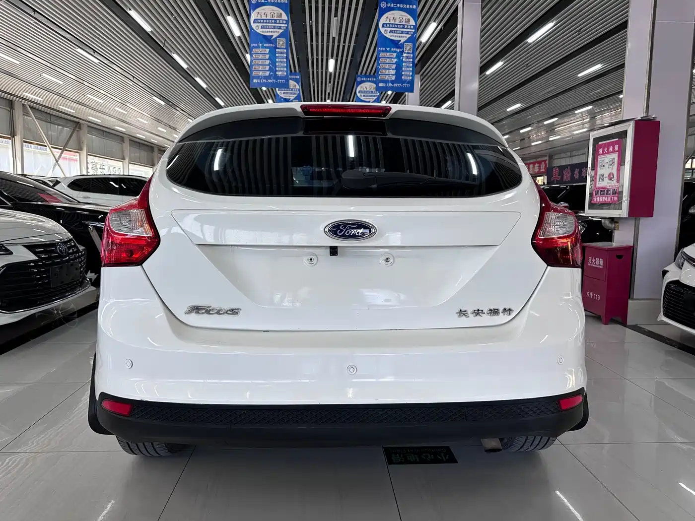 Фото 5 - Ford Focus