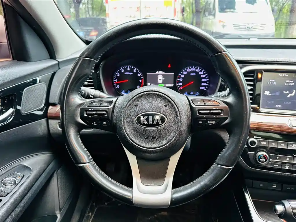 Kia Kaishen 2017 1.8L Automatic DLX фото 9